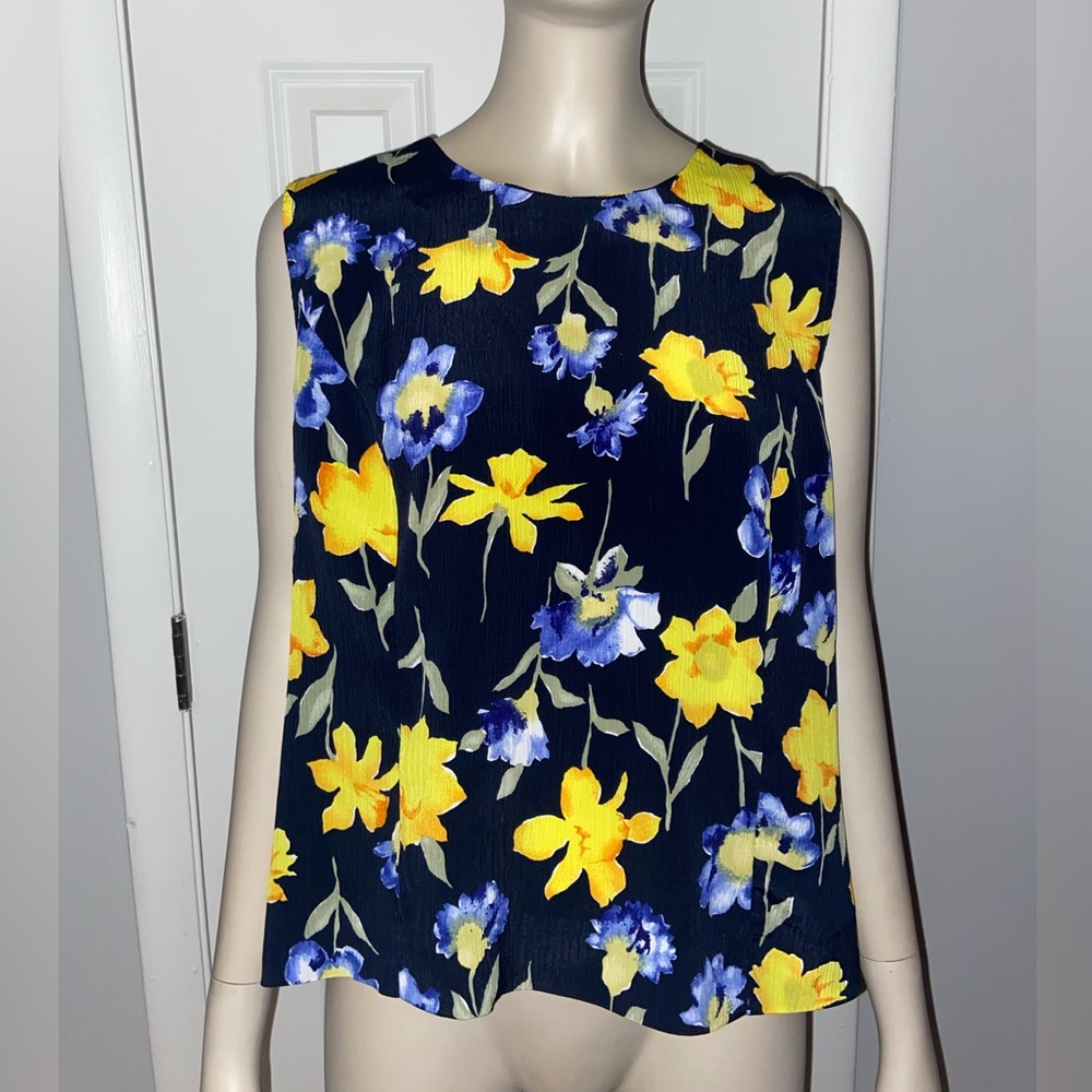 Floral Blousy Button-Back Tank-Top